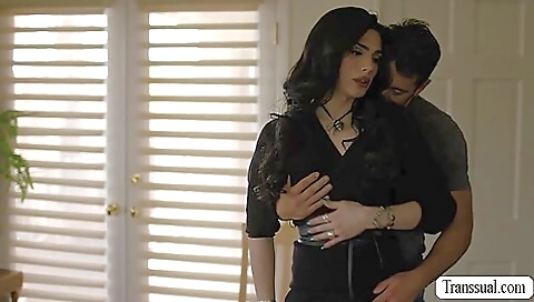 Trans babe gets her asshole pounded by a huge load of air