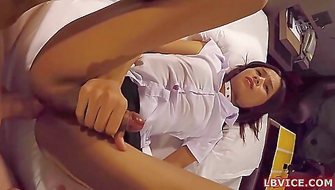 Indian babe gets her butt and her ass fucked in pov