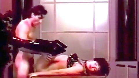 Sexy vintage babe Karen did not look ahead and she gets fucked