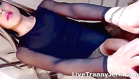 Sexy girl loves big cock in her tight hole in hd video